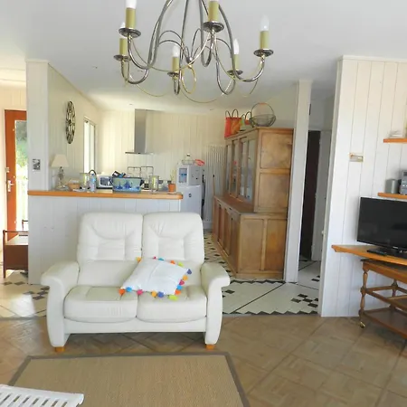 Maison Bordure De Foret Et Vue Holiday home *